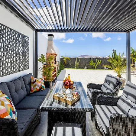 - Heated Pool, Aircon Βίλα