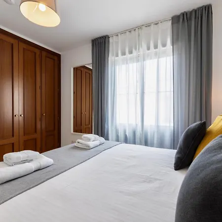 - Heated Pool, Aircon * Πλάγια Μπλάνκα